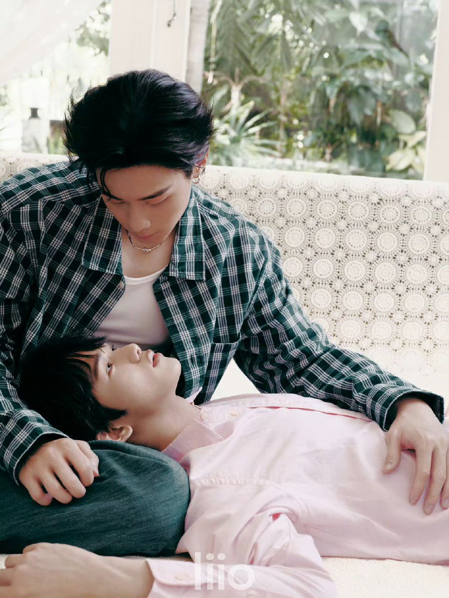 kupukuphu's tweet photo. LET ME BREATH HSKSKD THEYRE INSANELY DOMESTIC WTF IS THIS 😭 

#ToptapMinlee https://t.co/1pzGhpfIYc