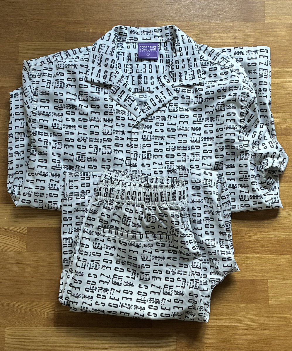 maccallan0107's tweet photo. ワークマンでジム用の靴を新調して、夏物安くなってたのでZEROSTAGEの半袖ハーフパンツのセットも買った。
#ワークマン #ZEROSTAGE
#夏物売りつくし中 https://t.co/jYdirmbyjF