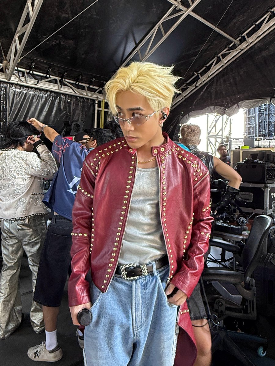 IBunniesOfc's tweet photo. JCS so fine in red 🔥

🔗 https://t.co/6tuPu95tam

@JoshCullen_s #SB19_JOSH #JOSHCULLEN https://t.co/0W2knFUdlj
