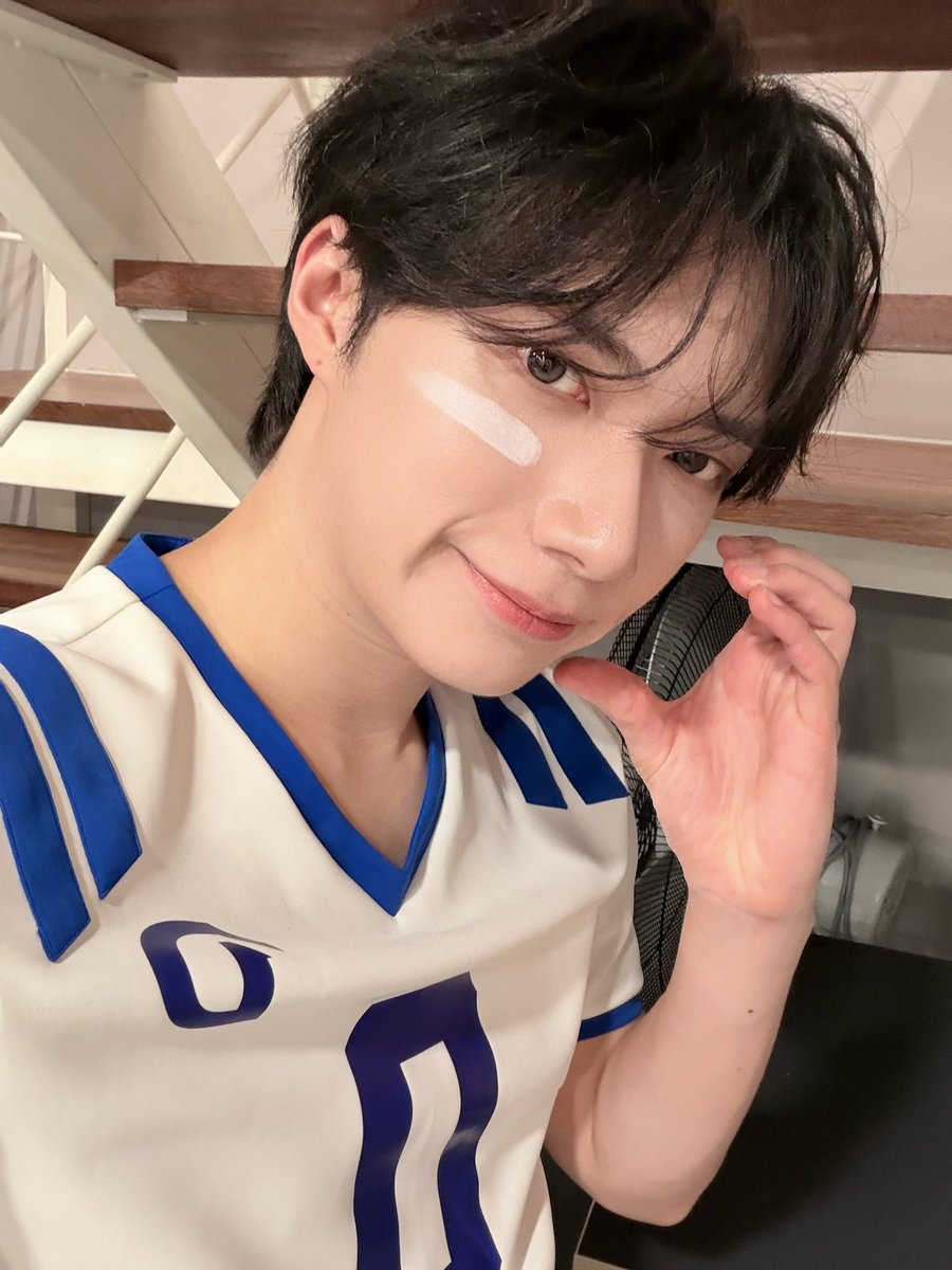 DONE_OFFICIALJP's tweet photo. [#ジュヨン]

楽しい週末！

#ディーワン #D_ONE #디원
#JOOYOUNG #주영 https://t.co/ECRYjkS2OK