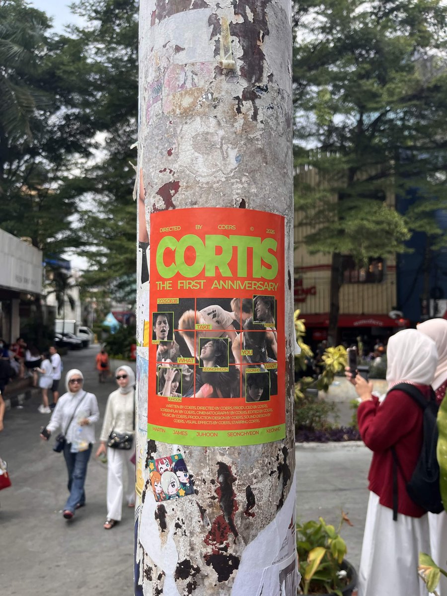 DRIPINKED's tweet photo. 𝗗𝗶𝗿𝗲𝗰𝘁𝗲𝗱 𝗯𝘆 𝗖𝗢𝗘𝗥𝘀,
#CORTIS’ Anniversary Poster

📍 No Hongdae no Dongmyo this is Blok M Area :>

Thank you to my dear friend for commissioning this poster to me and happy birthday, CORTIS! 🎱 https://t.co/c20QOrG8GN