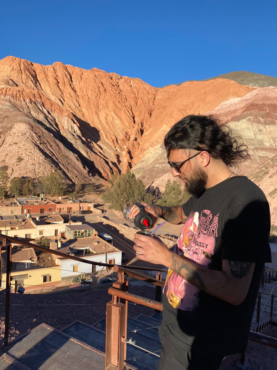 tomihetfield_'s tweet photo. 📍Jujuy, La Renga 2026

Le da sentido a mi vida. https://t.co/LWmriaMEFQ