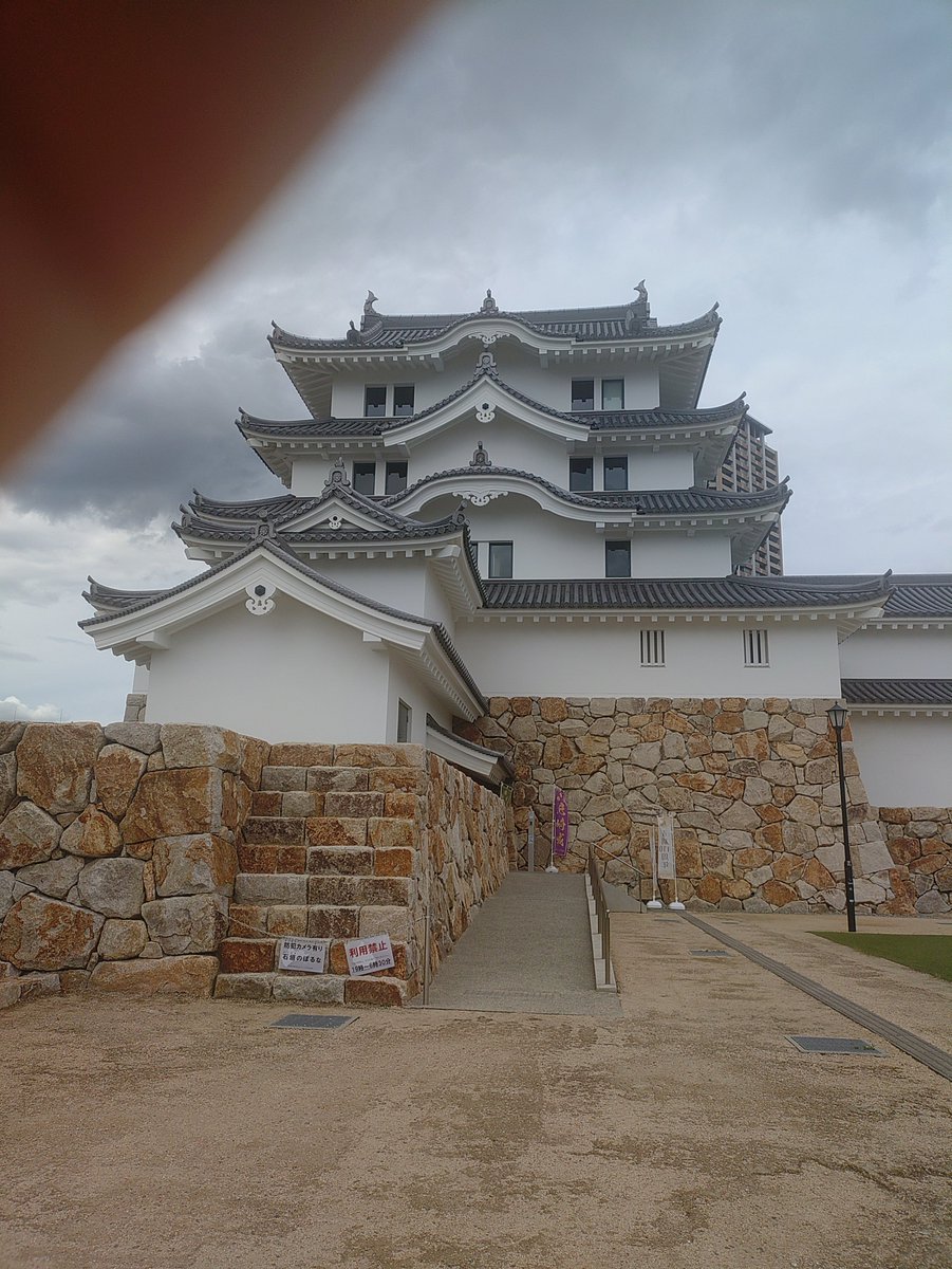kanikatu's tweet photo. 名物のあんかけチャンポンも食べて城も見て一泊二日尼崎旅行楽しかった https://t.co/b137dYFLqX