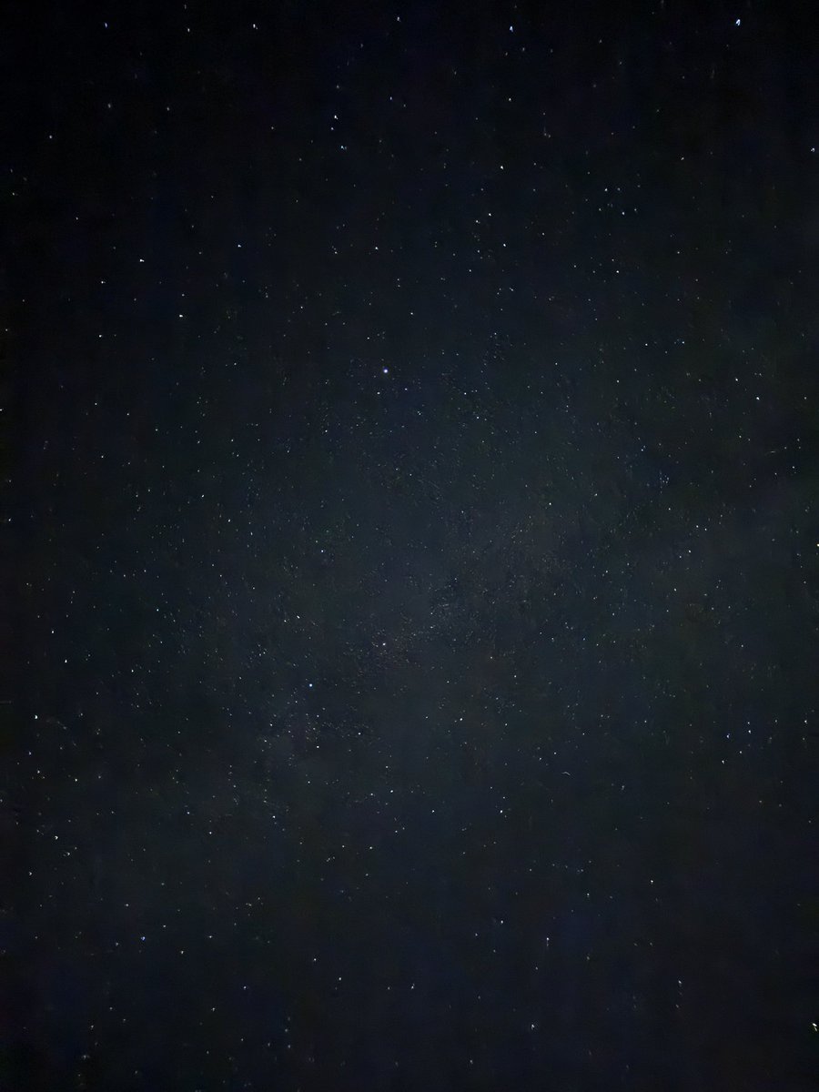 rebekahgeee's tweet photo. joshua tree, tonight https://t.co/h0UHEFW4Z6