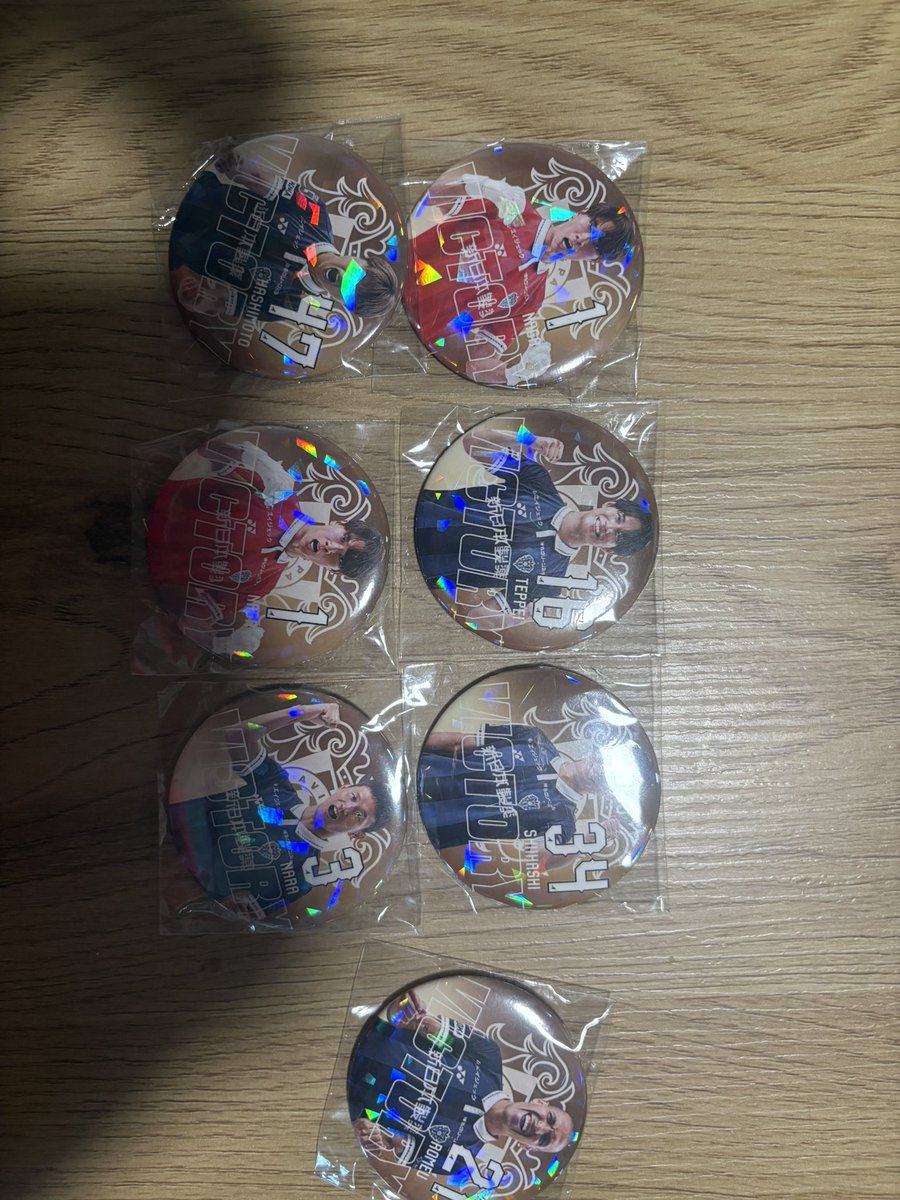 do_ooo110's tweet photo. アビスパ福岡 勝ちガチャ

譲1×2.16.34.47.3.21
求33or買取
一旦交換優先でお願いします🙏😭 https://t.co/oE7dItnjX1