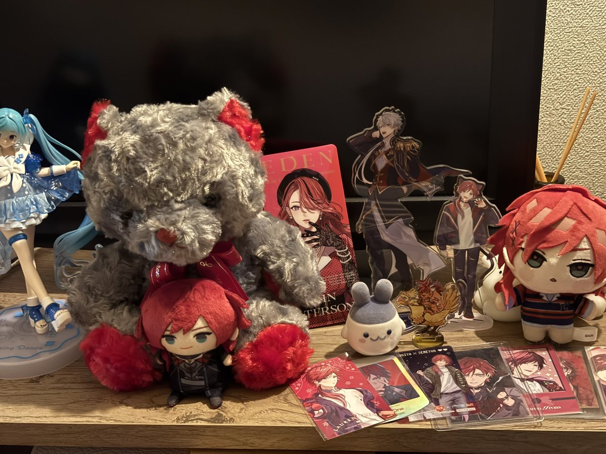 kushamideru's tweet photo. 久々の私のオタ活を晒しとくね。 https://t.co/qJibtsRRQX