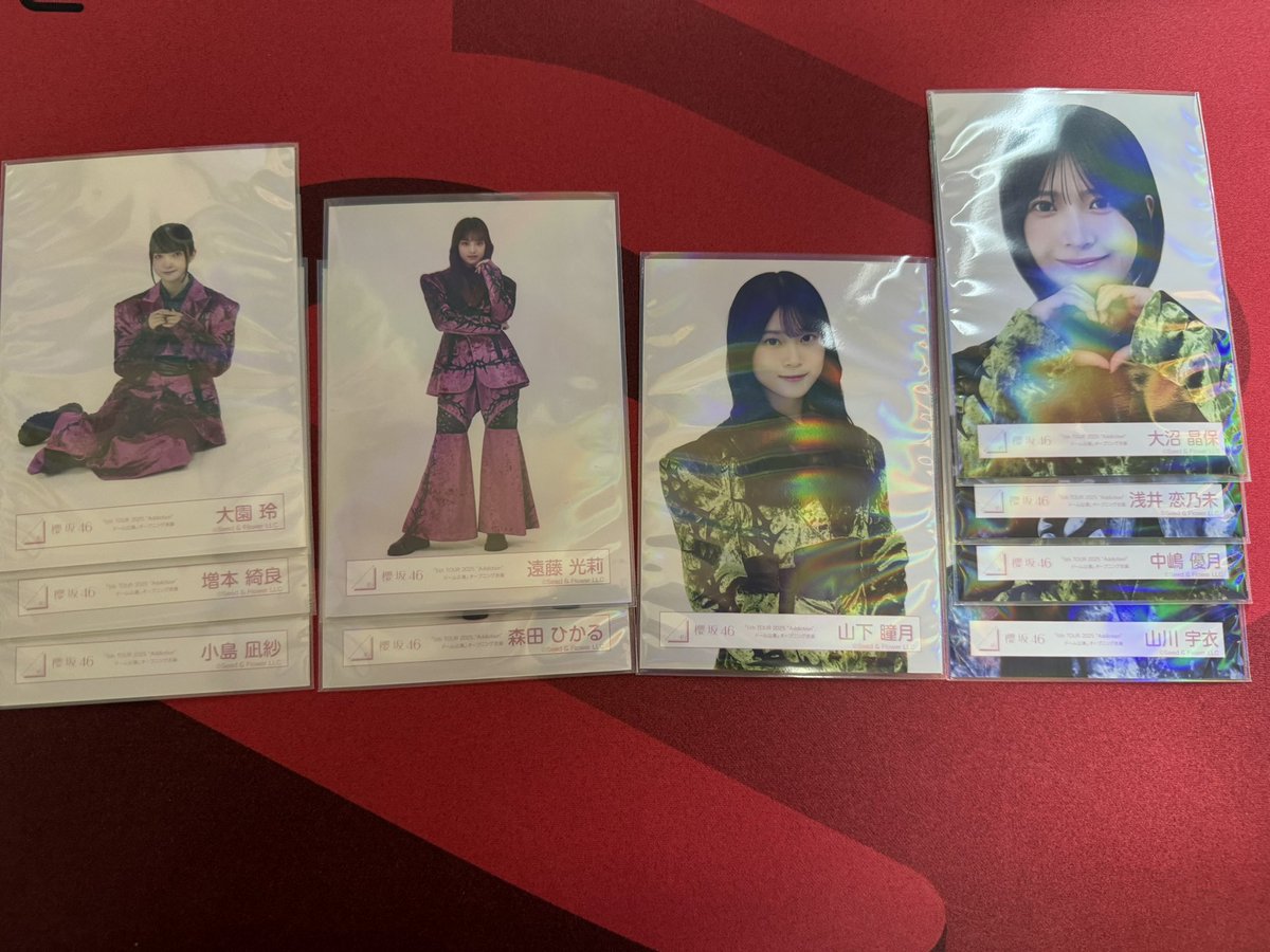 airiko_s's tweet photo. 櫻坂46 生写真　トレ

ストライプ衣装、アニラライブ衣装、ドームOP衣装

譲：画像1.2.3

求：画像4（理子谷口優先）

🌸本日現地トレ https://t.co/OnTm0ufLQo
