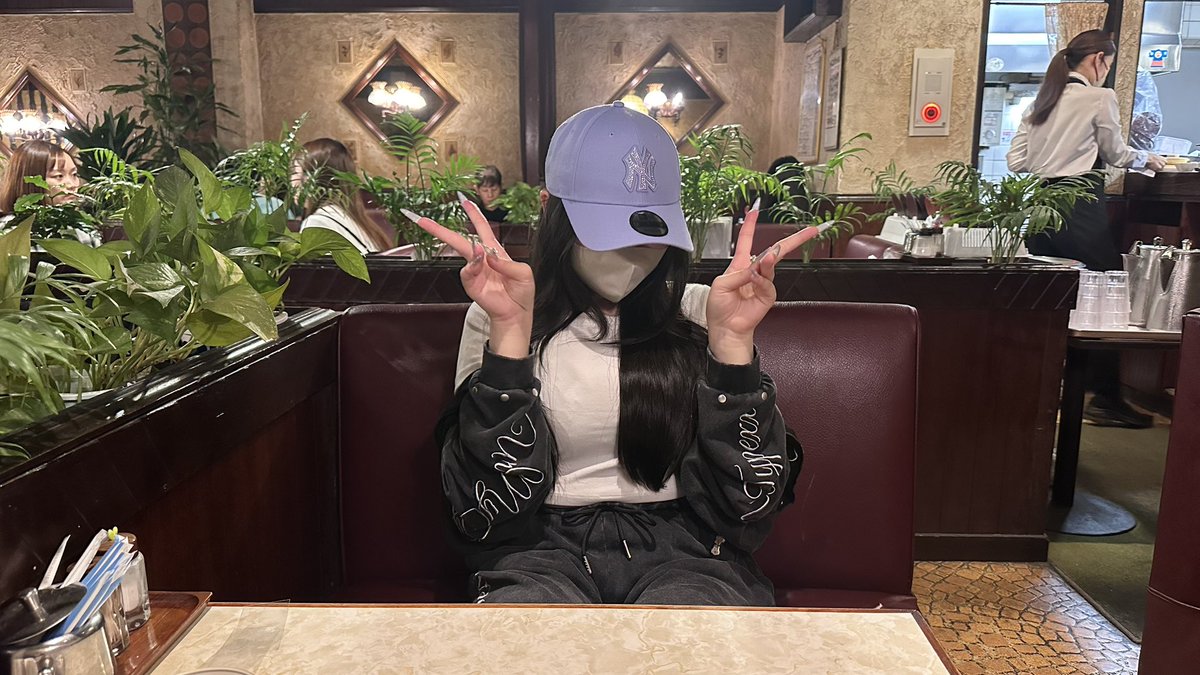 hamasansuki's tweet photo. 次の日、喫茶と濵田のお店に行ったりしたよ
📍喫茶ニット https://t.co/PMRHCrwfKg