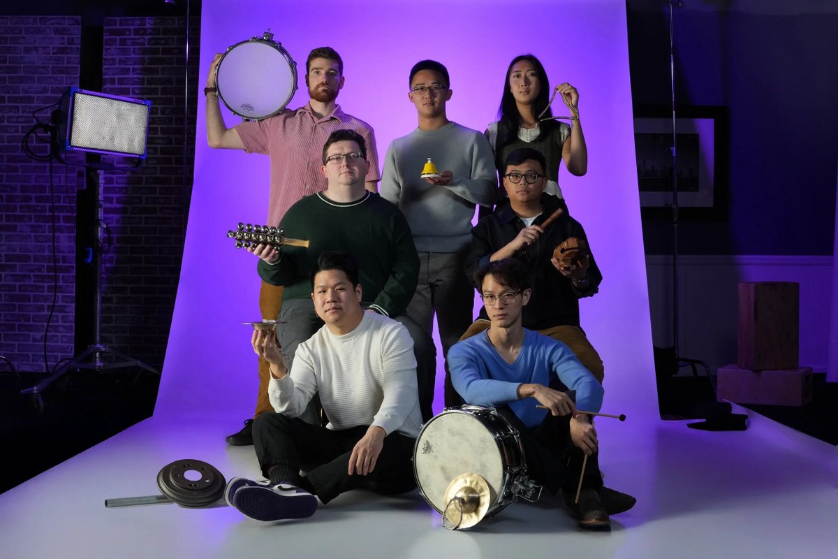dp_orga's tweet photo. Bridge Percussionのアー写、negoに通じるもんがある https://t.co/6sKiB7cyJr