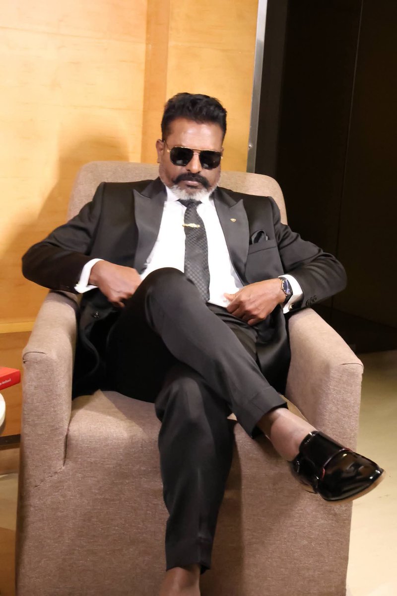 Vck_Socialmedia's tweet photo. ஆகத்து -17- தமிழர் எழுச்சி நாள் 
---------------------------------------------------------
நடமாடும் பல்கலைக்கழகமே..!
-----------------------------------------------------------
#𝕌𝕃𝕋𝕀𝕄𝔸𝕋𝔼 #𝕋ℍ𝔸𝕃𝔸𝕀𝕍𝔸ℝ - 64

@thirumaofficial 🩵❤️
HBD My Hero 💥 https://t.co/YyM2bGAa0U