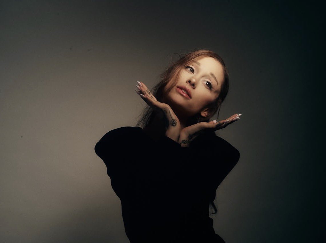 TheGrandeTop10's tweet photo. Only songs Ariana Grande has not performed from ‘petal’:

•freak
•warning signs (interlude)
•nowhere, nobody https://t.co/74NABnPP4m