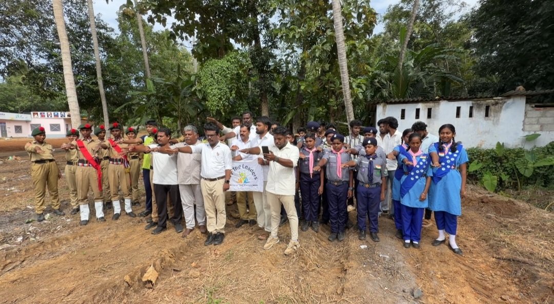 Sreejith298's tweet photo. கன்னியாகுமரி மேற்கு மாவட்டம் We The Leaders தன்னாவலர் சார்பாக நடைபெற்ற சுதந்திர தின விழா மற்றும் மரக்கன்றுகள் வழங்கும் விழா. @WTLFoundation @annamalai_k
@Prabakaranmunusamy @wetheleaders
#wetheleaders 
#wetheleaderskanyakumari
#KAnnamalai https://t.co/Rbc8GDCxxu