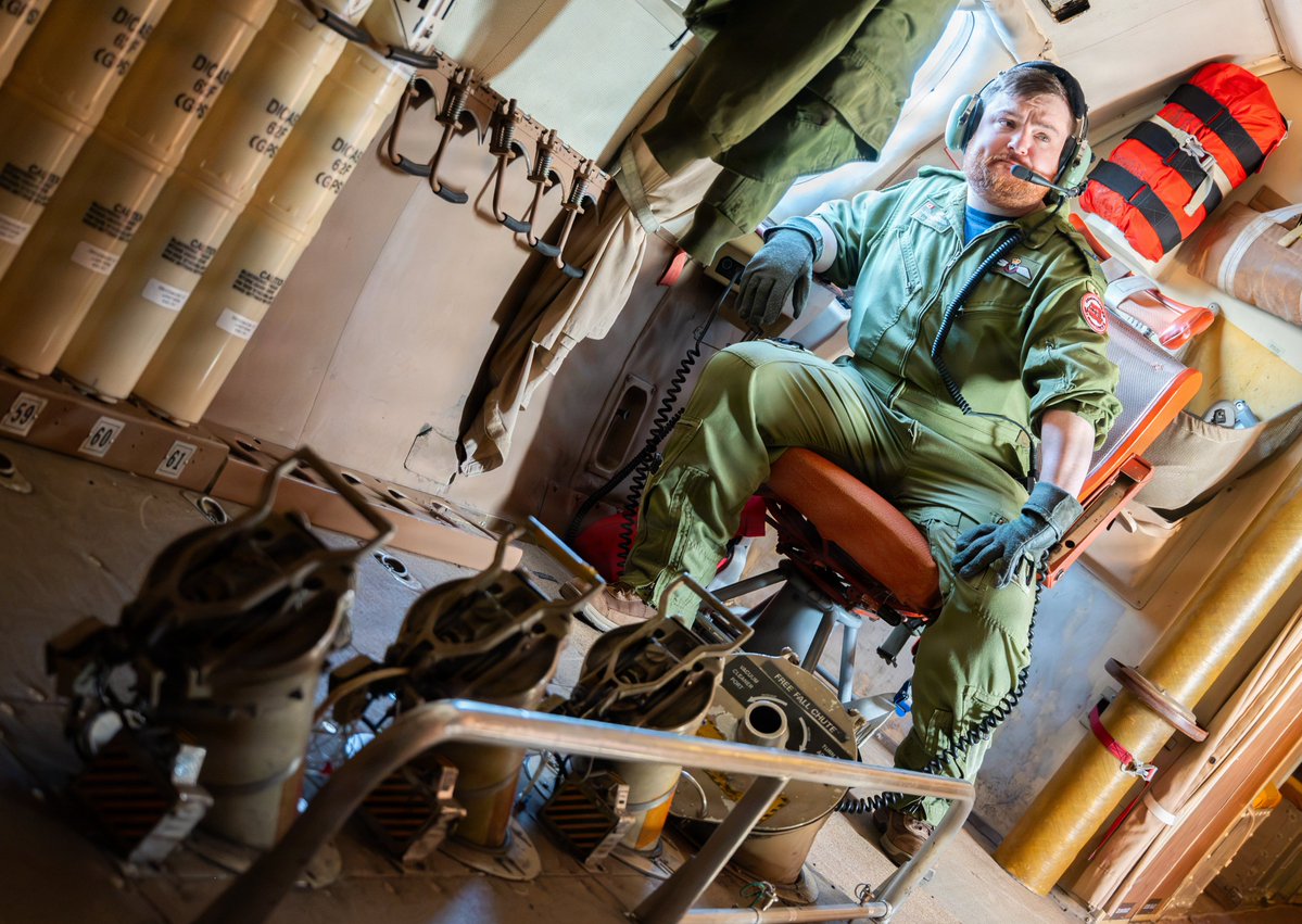 steffanwatkins's tweet photo. Here is a gallery of 5 high res photos of operations inside the 🇨🇦 #RCAF CP-140 Aurora that was at #RIMPAC 2026, that the Canadian Armed Forces have not shared with the Canadian public. h/t DVIDS https://t.co/XSYkmDLXif