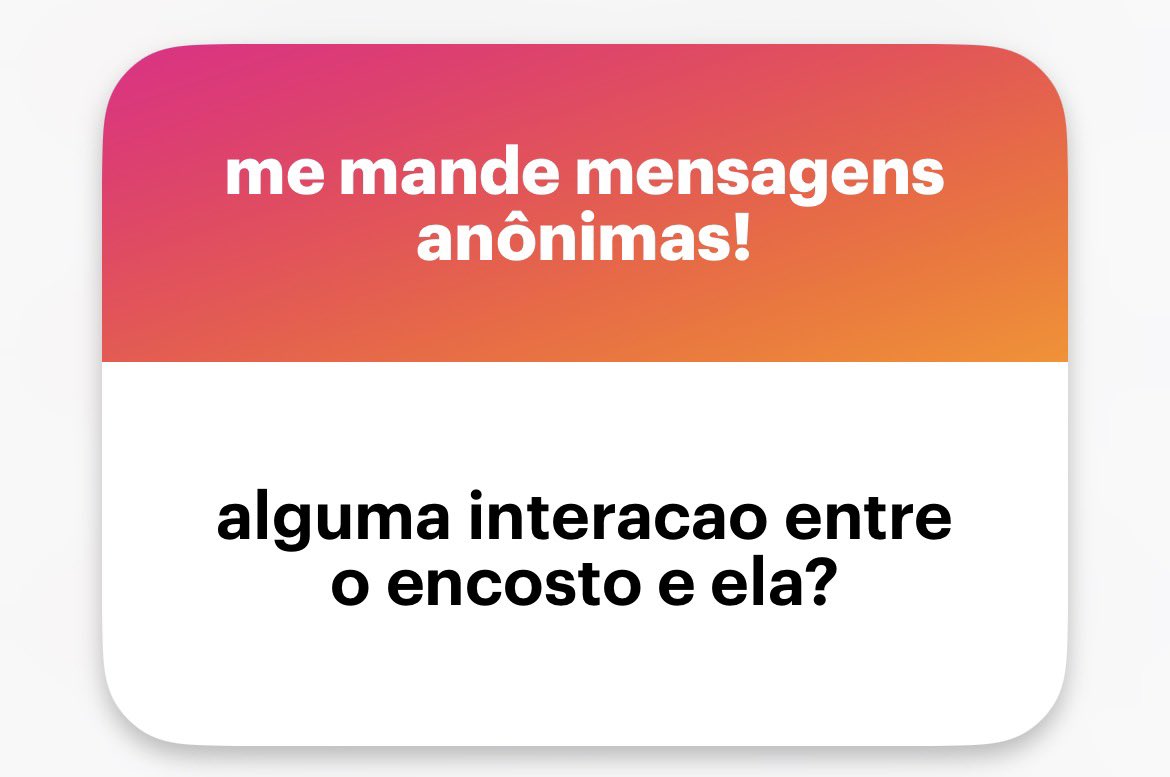 natdascartas's tweet photo. Olha eu, não vi nenhuma. Inclusive hoje ficou bem escondido na mesa do som. https://t.co/EJet7gTVGM