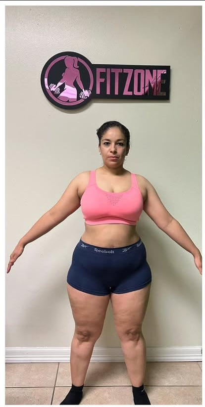 pajero_00's tweet photo. el cuckson todo morboso manda mas fotos de su jefita, se llama didi la puta es mexicana y tiene un culote gordo #cuck #cuckson #mom #mamá #puta #mexicana #culona #bully #bullymom #expose #incestoconmamá #incestohijomamá #cornudo #hijo #porn https://t.co/Gc3ZVnh85h