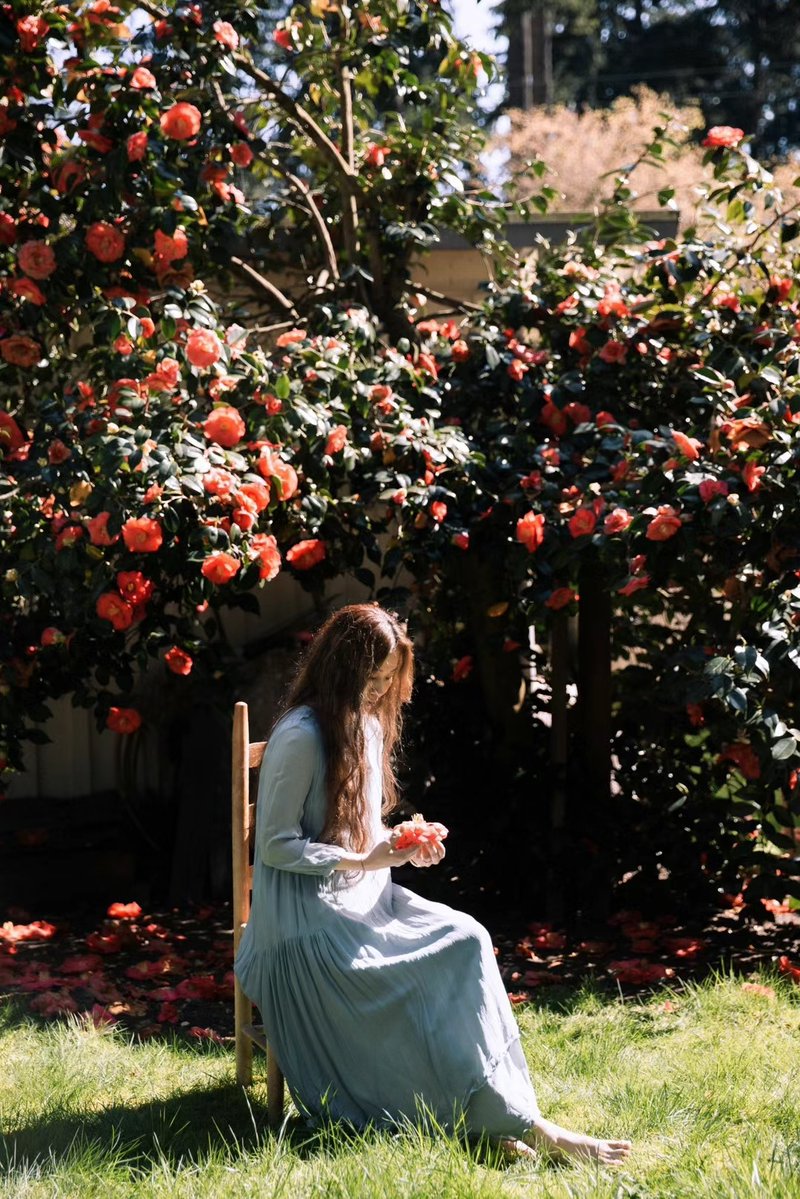 thanksweetari's tweet photo. My morning routine used to be rushing through work emails before 7am. Now I’m sipping coffee in the garden and watching the sun rise—small shift, huge joy!， https://t.co/o4iGPjZsZd
