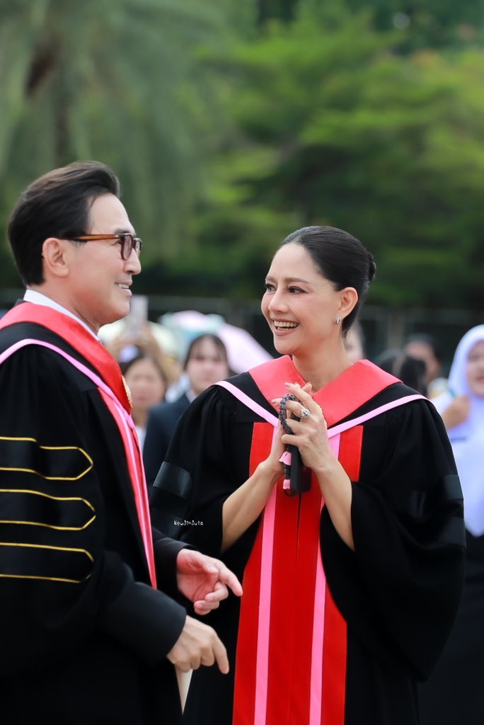 newjinjuta's tweet photo. Congratulations! 🎓🤍🕊️ https://t.co/K8olhCzHEc