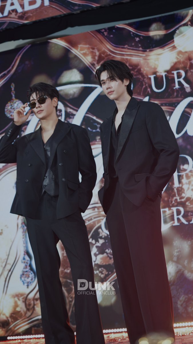 DunkOfficialFC's tweet photo. ไม่ได้แอคให้ใครดู แค่อยู่ให้เป็นตำนาน

JOONGDUNK URANUS IN KB
#UranusClinicxJoongDunk https://t.co/LsR3VKxf42