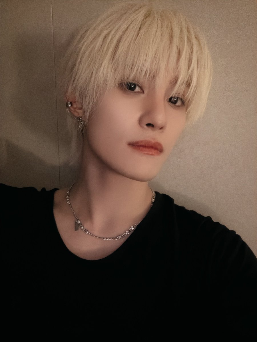xiaojun_xdj's tweet photo. YANGYANG 💭

“Thank you for all your hard work these past 3 days !” https://t.co/osJuEAC1Ey