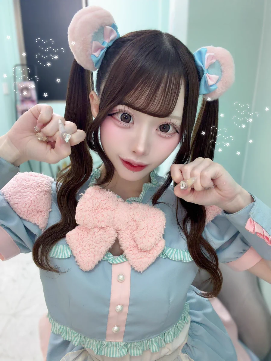 みにゃん (@salmonoishiyo) / X