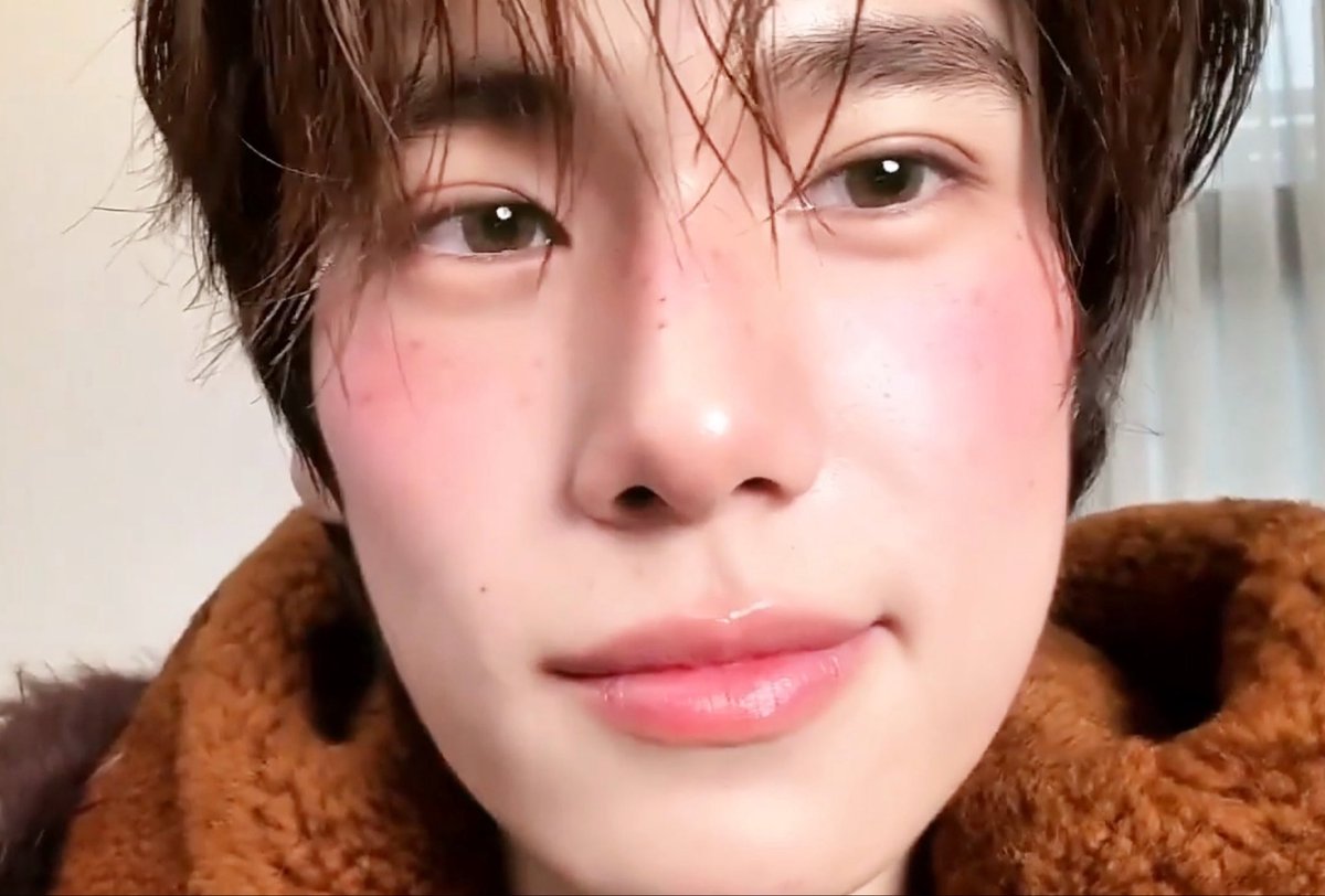 anaeheimn's tweet photo. some things never change https://t.co/eS0OCTmJpL