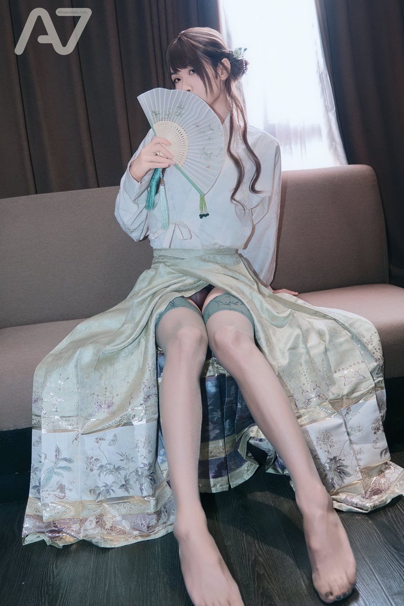 TerryCynric's tweet photo. 眼睛盯哪里看呢 https://t.co/U3fbmHamjA