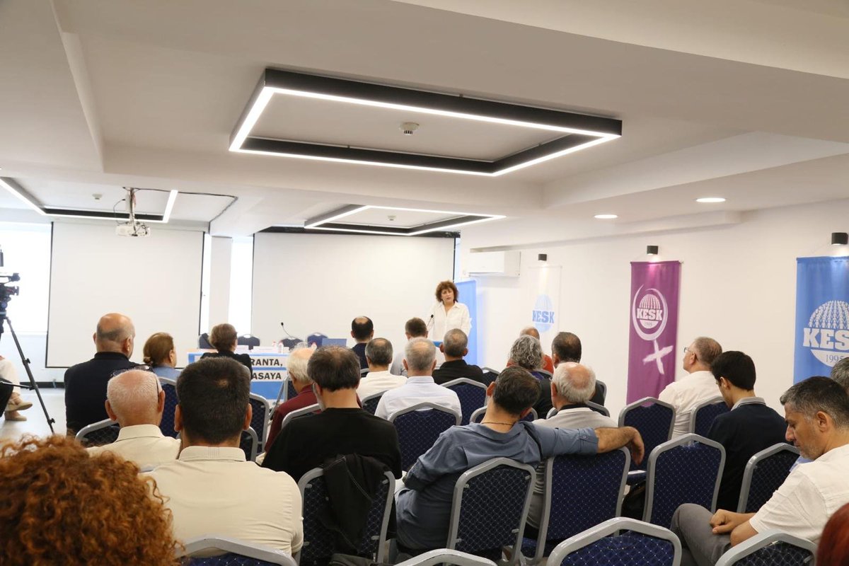 ESM_GM's tweet photo. “Deprem Gerçekliği,Bilimsel Yaklaşım ve Kamusal Sorumluluk” sempozyumu @KESK1995'in çağrısıyla İstanbul'da gerçekleştirildi.

Sendikamız adına MYK üyelerimiz Hamit Cansever ve Özkan Boğan'ın katıldığı sempozyumda KESK’in gerçekleştirdiği ⬇️ https://t.co/jeRgzwV1fR
