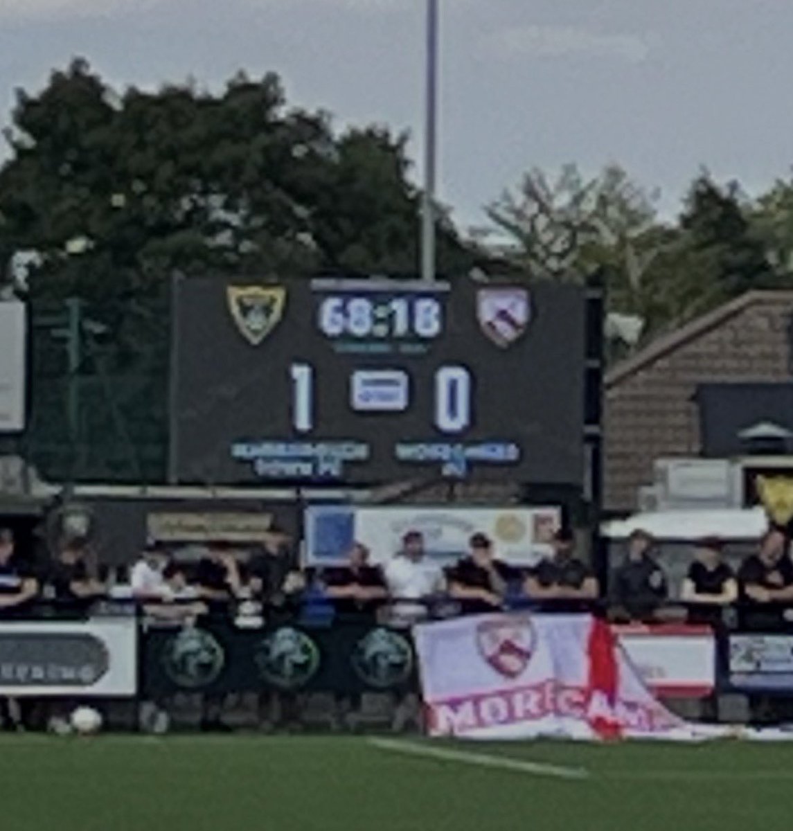 Will55c's tweet photo. Massive 3 points for @HarbTownFC against the mighty Morecambe yesterday

Easily could’ve been 3 or 4

Top performance from Riley, unbeaten in the opening 2

Up the bees 🐝 https://t.co/4uc05PwtLa