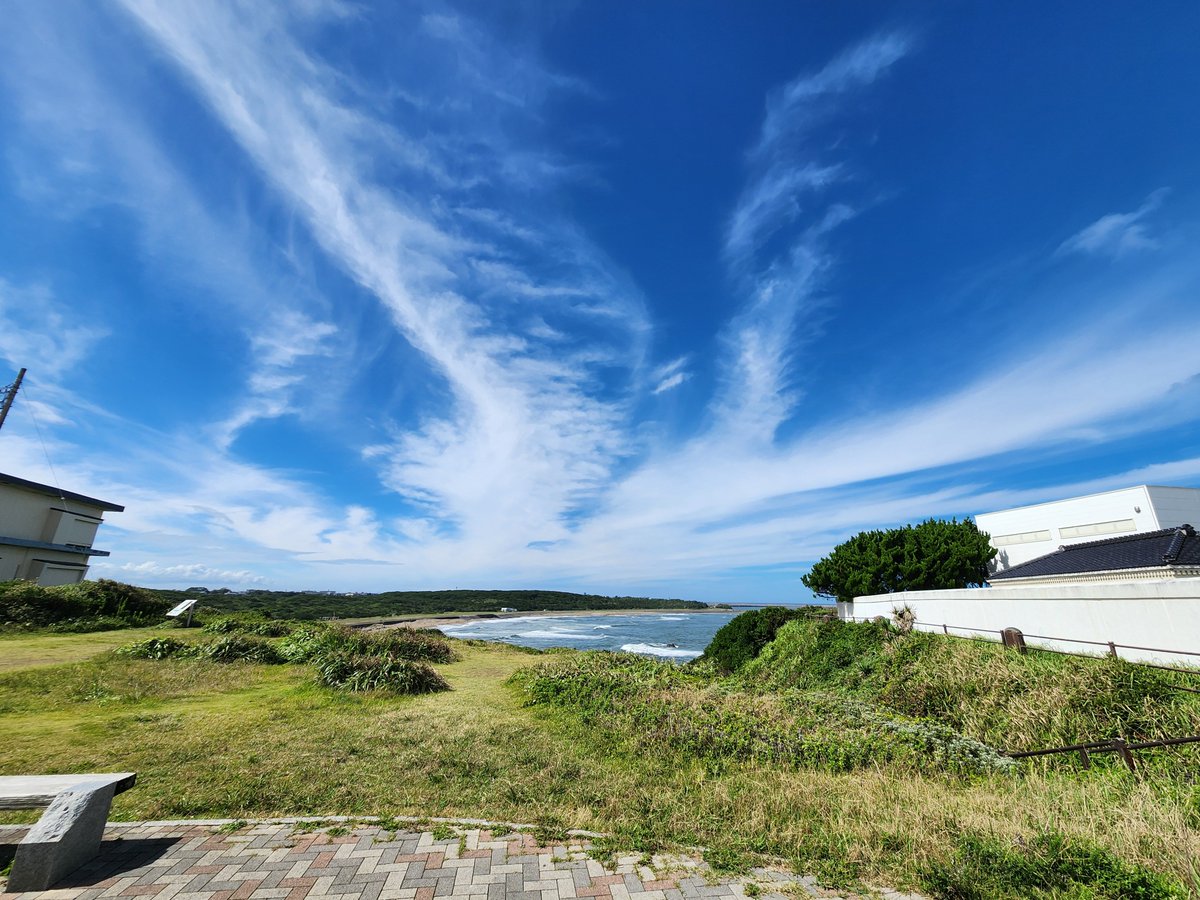 Mugineko_43's tweet photo. 無事帰宅！
稲敷→神栖→犬吠埼って回って265.8km走った。
茨城方面って何故か懐かしさを感じて大好き☺️ https://t.co/LsBOULDOmw
