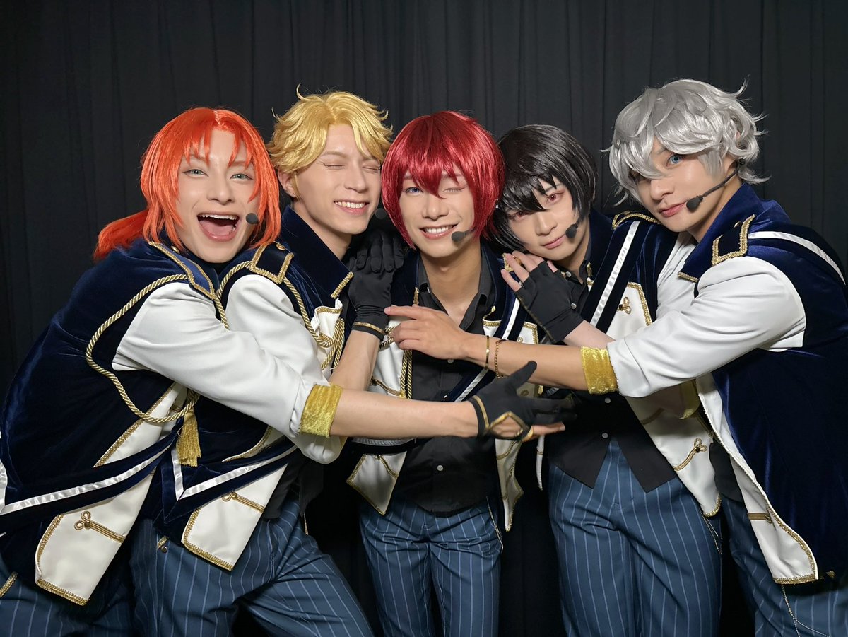 nattu515's tweet photo. 『あんさんぶるスターズ！THE STAGE』
-10th Anniversary LIVE-
全ての公演が終了しました！
ご来場、配信をご視聴くださり
ありがとうございました！
夢のような時間を皆さんと過ごす事ができ、とても幸せでした！
最高の景色と沢山のご声援をありがとう。
10年分の感謝を込めて🫶

#あんステ https://t.co/Dnmb3swK7w