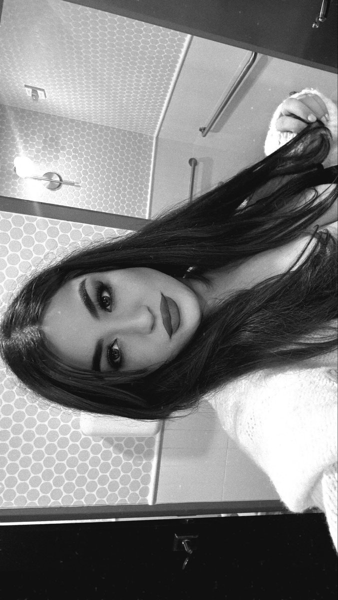 findomhannahx's tweet photo. °❀ ur future gf who cucks u °❀ https://t.co/jip0PA92QY