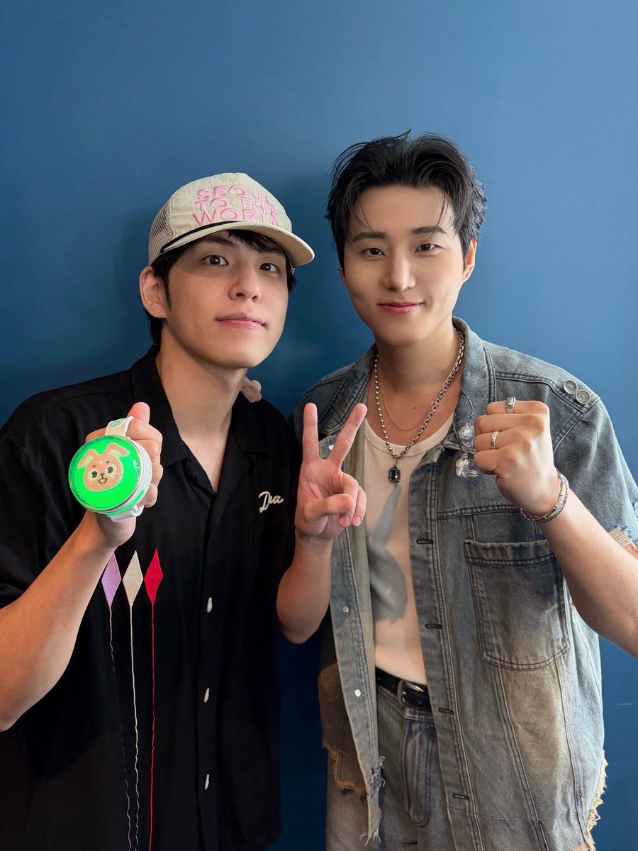 emptyca10ries's tweet photo. 계속되실듯……………. 우우우 아아♥♥ https://t.co/OZhg6mwrx9