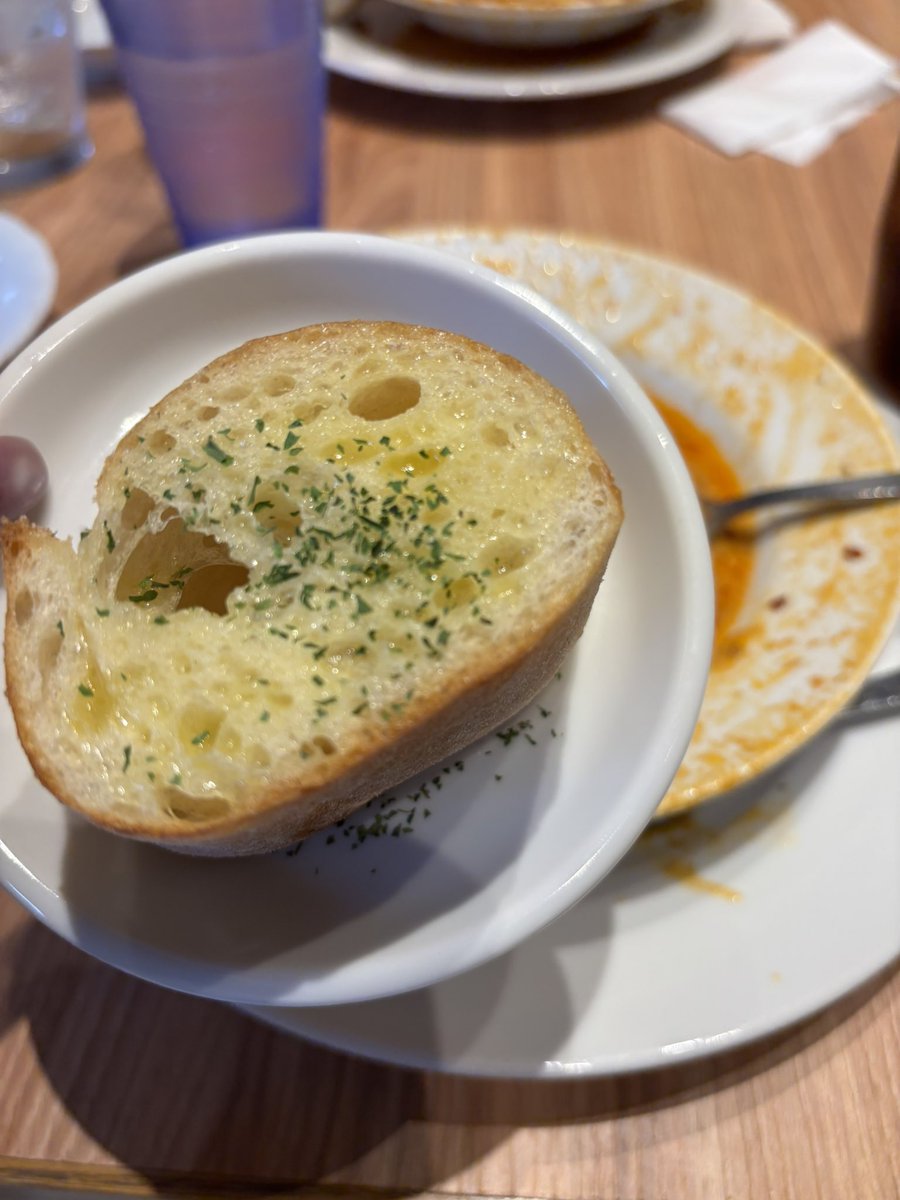 kyasa_rab's tweet photo. 絶望中毒症状発生中(うますぎ毎日食べたい)
絶対合法薬物入ってる🤦🏼‍♀️(朝昼晩摂取したい)

こぼちゃんなちょさんなおちゃんお時間ありがとう〜❣️❣️

#もぐぺこりゅうりゅう
#クズ龍専の集い https://t.co/dTGATUJsi2