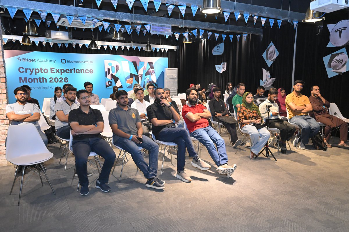 bitget's tweet photo. Crypto Experience Month in SA. Inspirational sharing. Real moments. A room full of future talent. ๐ก
Bitget Academy showed up to connect, educate and empower the next generation.
#StepintoTheRealWorld #EventwithBitget https://t.co/3jTuptI5aj