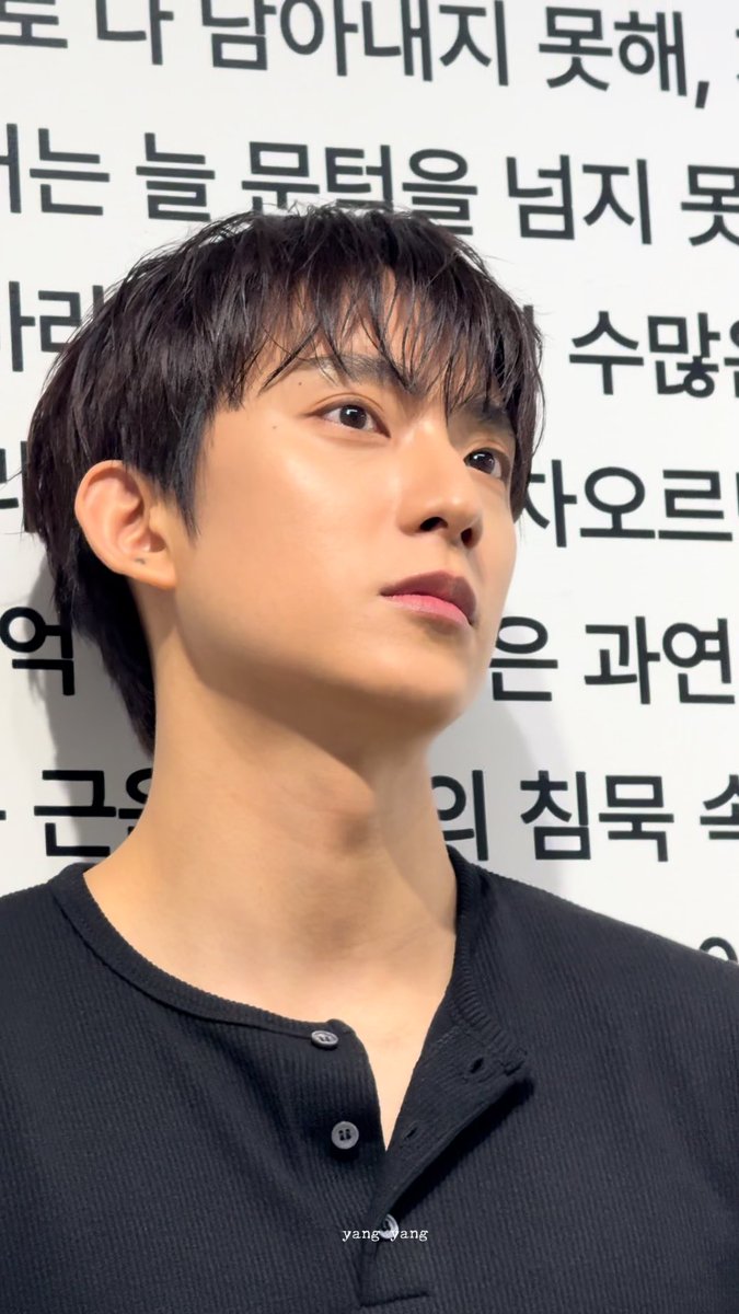 JM_0U0's tweet photo. 공찬오빠얼굴……🏳️ https://t.co/tvEUOKRWHo