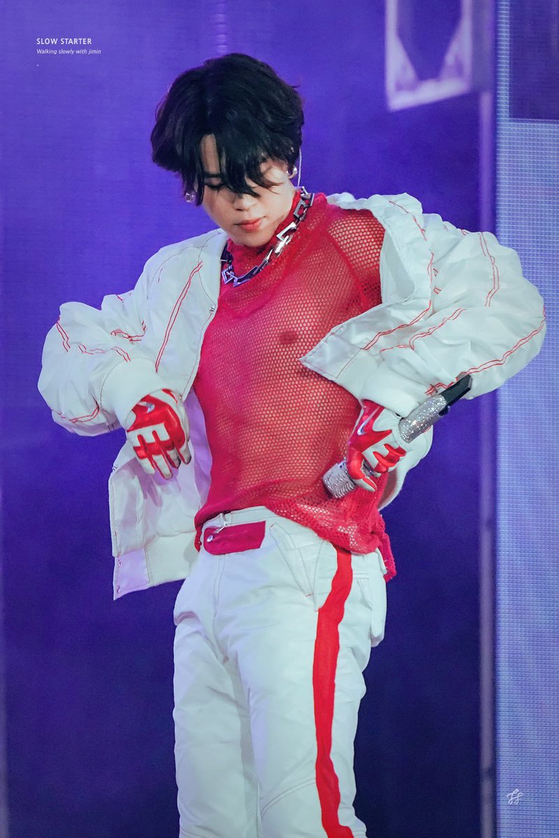 Only_Jiminah's tweet photo. 빨망이 최고인줄 알았더니
망사도 역시 디올 https://t.co/zSSSTQZU0o