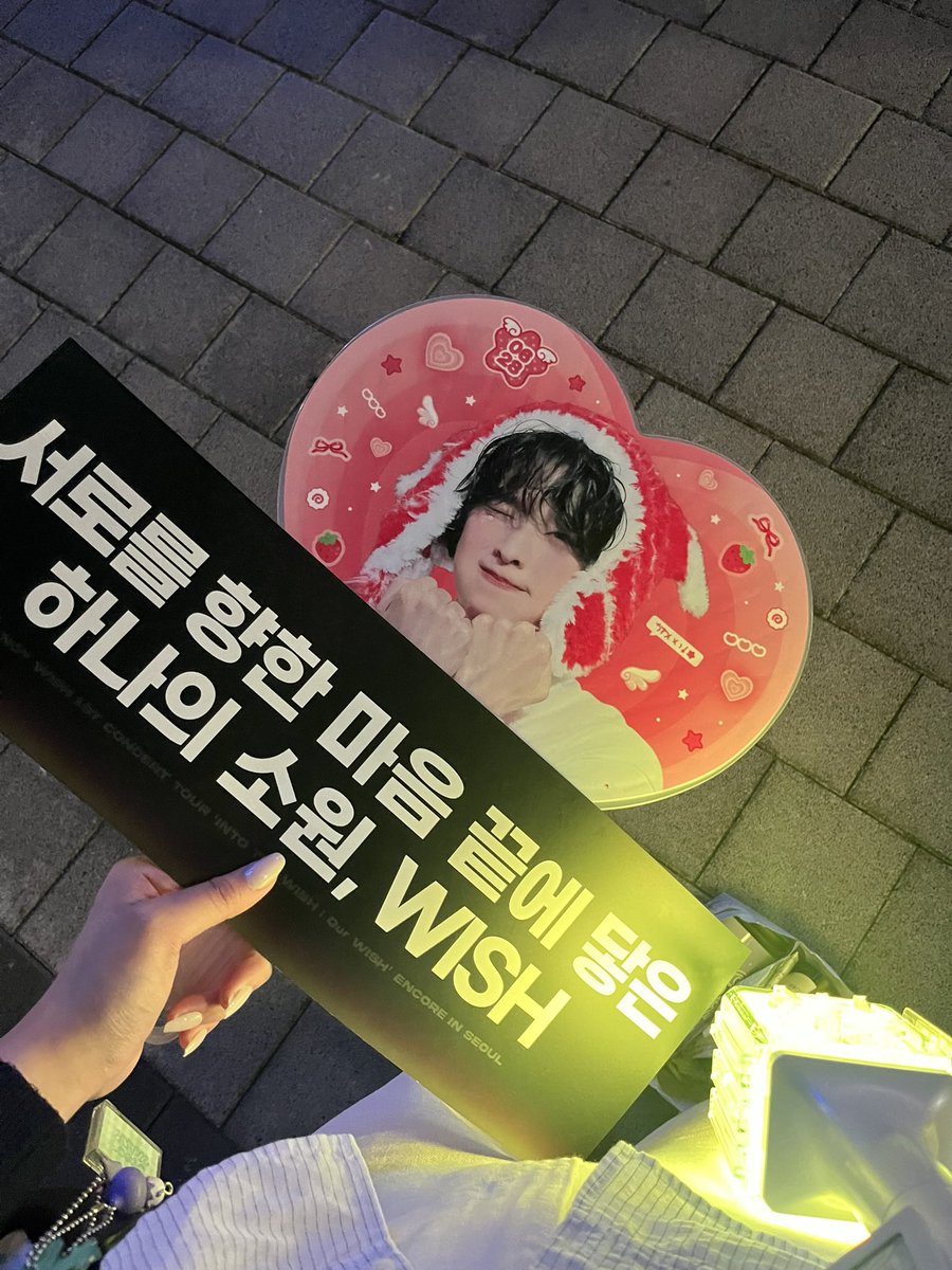 kukukudae's tweet photo. #위즈니트친소 

아 본계 고벤 걸렷어요…
요계정은 땡프로 열심히 굴려야지 U^ェ^U https://t.co/eUtLhJHrly