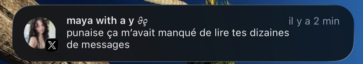 B0RNH8R's tweet photo. ne me parlez plus, la prunelle de mes yeux est de retour https://t.co/2fWfFR5nbU