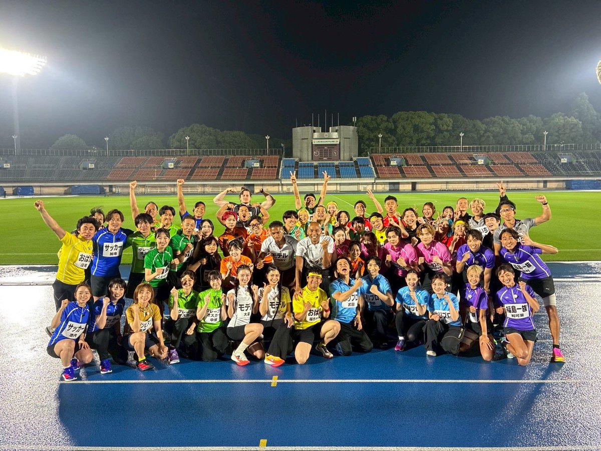 tamujo0402's tweet photo. どうも！！普通の人間田村です！！！🤣笑
「千鳥の鬼レンチャン」2週連続見てくださった皆さん本当にありがとう〜ありがとう〜ございました😭✨

チーム福島一族は決勝進出！！！
しかし結果は惜しくも3位🥉
悔しいーーーーーーーーー🥹
チームおばたさん、チームワタナベさん、本当に速かったです😳

けど、このような素晴らしい番組に出させていただき、たくさん人間田村を使っていただき、めちゃくちゃ嬉しかったです😭😭😭
改めて福島一族チームの仲間で走ることができて、これ以上ない幸せな体験でした😭

そして子どもの頃からの夢だった、憧れの芸人さんと共演ができ、感激でした🙇‍♂️

これを機に「人間」らしく人生楽しんでいきたいと思います😊
次はわかな姉さんに1位を獲らせたいです！！！とても悔しかったので、またリベンジさせてください！！🥹
その時は優勝とりましょう〜🥇

出演者の皆さん、スタッフの皆さん、関係者の皆さん本当にありがとうございました🙇‍♂️

これからも田村とたむじょーをよろしくお願いします🥹💪

#千鳥の鬼レンチャン #鬼レンチャン #フジテレビ #福島一族 #リレー