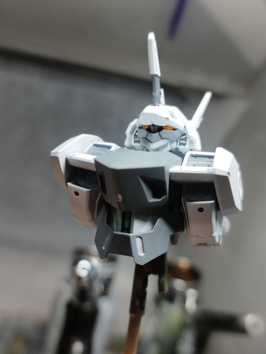 firotw's tweet photo. 武器以外は本塗装完了
明日明後日くらいには完成するか https://t.co/uKcb4ql4k0