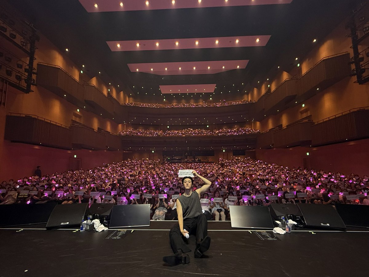 YOONSANHA_offcl's tweet photo. [📸]

260816 2026 YOON SAN-HA FANCON
#JUST_NO_REASON in JAPAN

산하와 함께하는 모든 순간을 함께해준 아로하 덕분에
성공적으로 마무리된 JUST NO REASON✨

#윤산하 #YOONSANHA https://t.co/0TuX7WQJXo