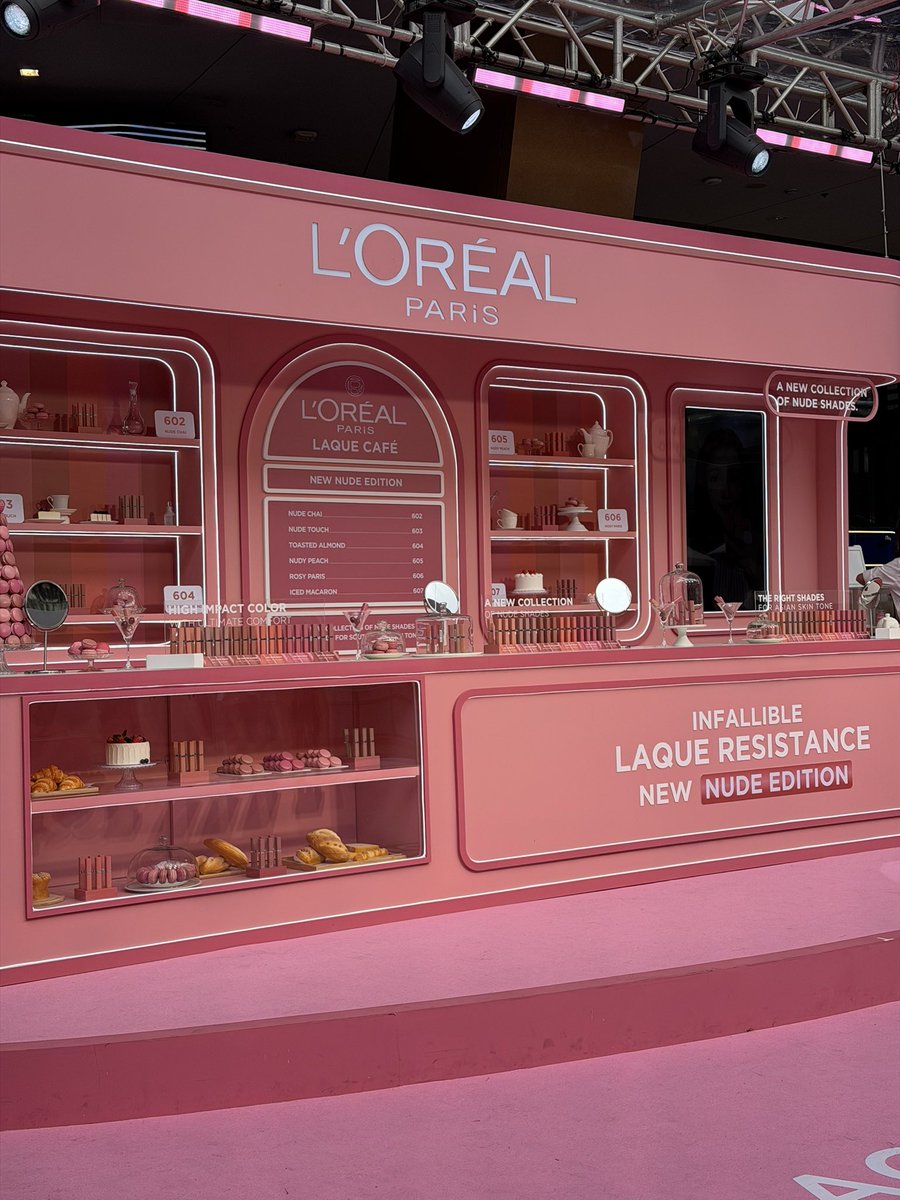 Ruraaaa2's tweet photo. #LorealMakeupTH
#LOrealParisTH
#LOrealLaqueNudeCafe https://t.co/bf6mnE5d3m