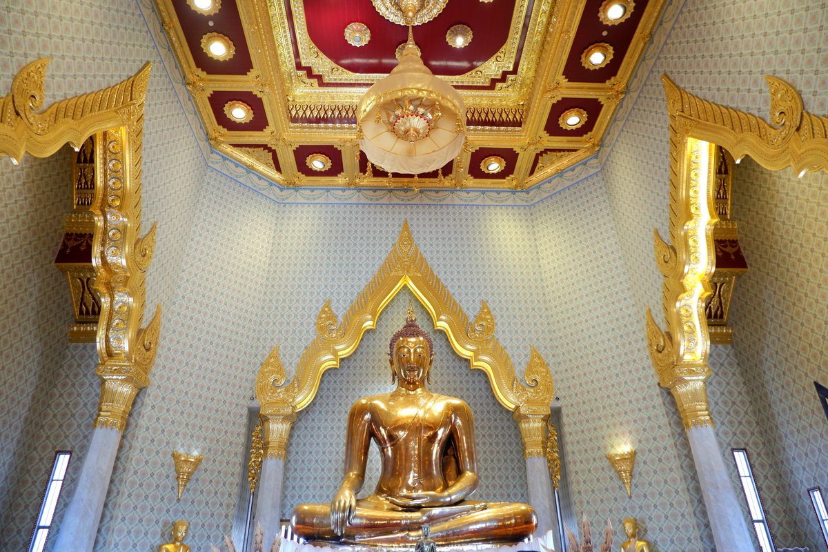 BallPhoto_1534's tweet photo. The Golden Buddha of Wat Traimit, Bangkok. ✨🙏
バンコク・ワットトライミットの黄金仏。✨🙏
#Bangkok #Thailand #WatTraimit 
#ワットトライミット #タイ旅行 #バンコク旅行 https://t.co/VOimXv4eGr