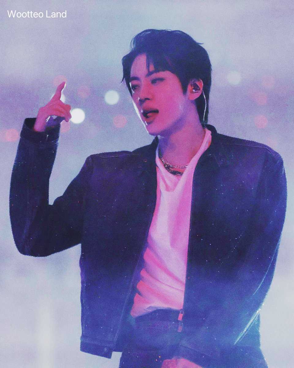 WootteoLand's tweet photo. 260815 

JIN ROPES IT IN ARLINGTON
#JIN_IN_ARLINGTON_D1
#JIN_WORLDTOUR_ARIRANG_ARLINGTON
#방탄소년단진 #진 #JIN #BTSJIN https://t.co/KbPtBPkm2F