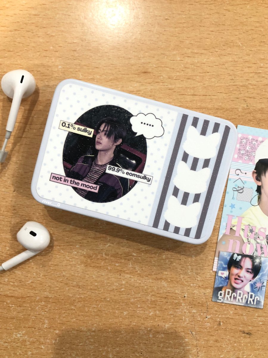clxvdbreeze's tweet photo. ⋆⠀҂҂  ، 🎸୭ yeayy! river’s mails⠀๑
secantik dan senyimup iniiii https://t.co/wy82efHvP4
