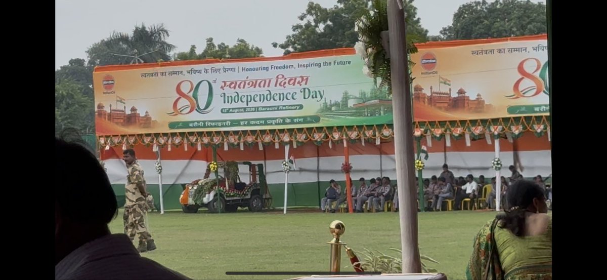 RoyzRakesh's tweet photo. @Queen510619151 @grok आईओसीएल स्टेडियम बेगूसराय !जो टाउनशिप कि अंदर ही है , उसका वीडियो है! प्रोग्राम शुरू होने से पहले का एक तस्वीर साझा करता हूँ एविडेंस कि लिए https://t.co/27ySH8myQE