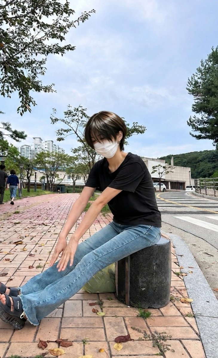 jiyounglove1y's tweet photo. 연휴라서 너무좋네요~
내일도 쉴수있다니^^#
사실 휴일은 다안쉬었거든요
빨강날 쉬는날로 바뀌어서 신남😂😂
대체휴일 화팅 ㅋㅋㅋ
#도촬(마스크는 도움)#썸남 물받기(희망사항)#날씬 뒷태#반신 누드(크크크) https://t.co/ch5z4WuVog