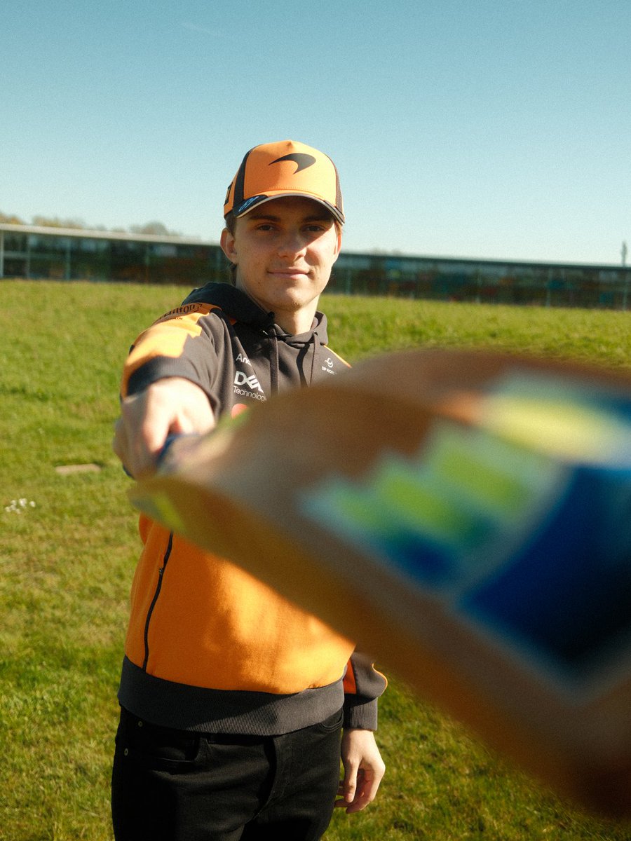 McLarenF1's tweet photo. OP the cricketer🧡

#McLarenF1 | #TheHundred https://t.co/hX39GtVNI1