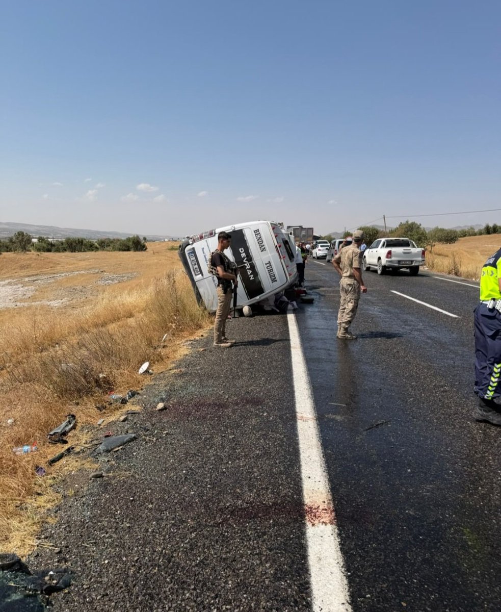 lice_deva's tweet photo. 16.08.2026
Lice Sise köyünden Lice yolunda meydana gelen Trafik kazası sonucu vefat edenler Allah’tan rahmet dileriz 
Yaralılara acil şifa dileriz
Veysi şaylıkay 
 Vedat şaylıkay
 Feyziye şaylıkay
 Özcan şaylıkay 
 Naide şaylıkay
 Zeyd şaylıkay 
 Nazya demirhan
#lice https://t.co/9x0RwP4826
