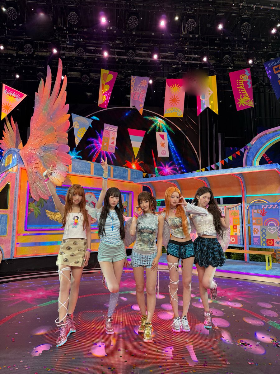 We_KiiiKiii's tweet photo. [📸]
260816 #SBS #인기가요

#KiiiKiii #키키
#PopOffPopOff #WhyKiiiKiii 
#KiiiKiii_PopOffPopOff #KiiiKiii_WhyKiiiKiii https://t.co/zkcnUUjJdf